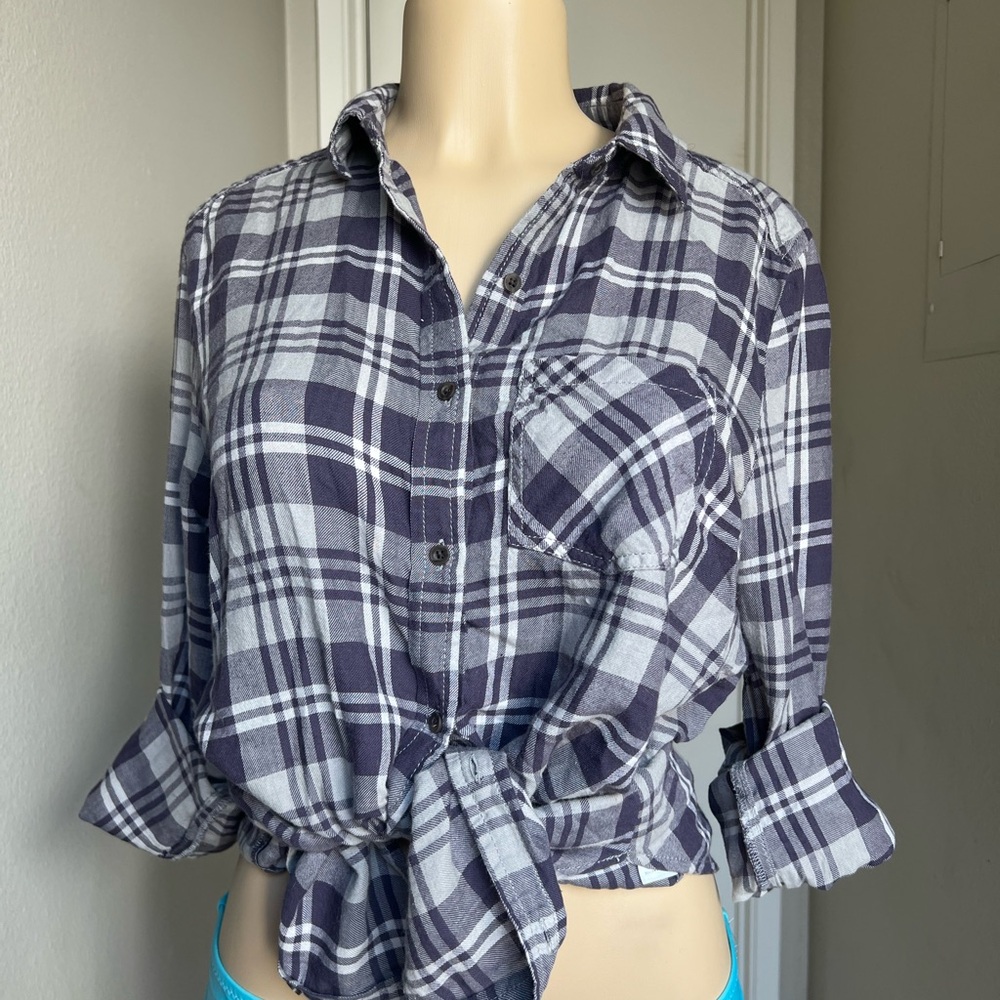 Gray and blue and gray’s flannel shirt pit 19 length 28 - Picture 2 of 6
